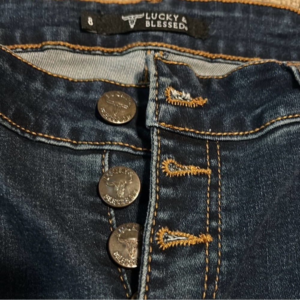 Lucky & Blessed Size 8 View 2